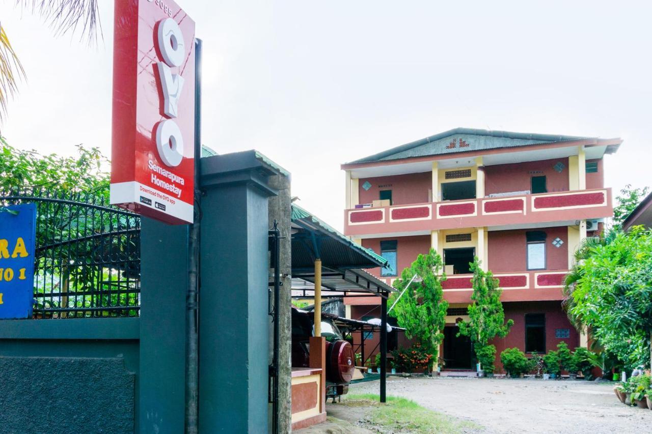 Oyo 3095 Semarapura Homestay Makassar Kültér fotó