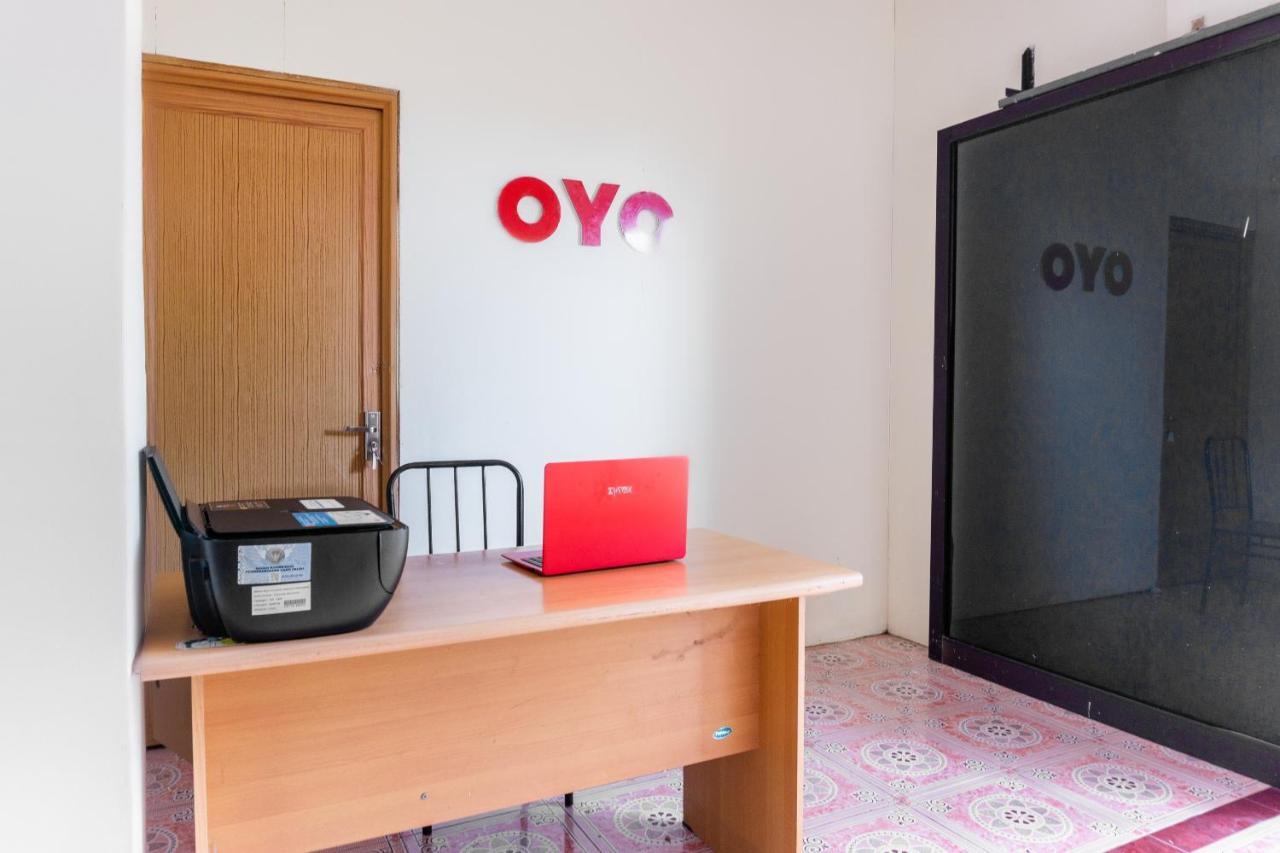 Oyo 3095 Semarapura Homestay Makassar Kültér fotó