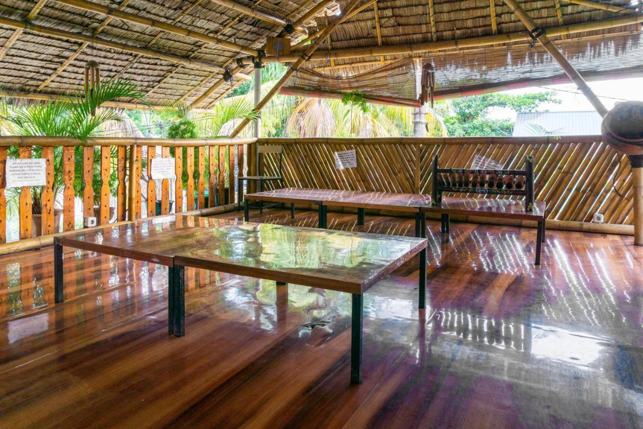 Oyo 3095 Semarapura Homestay Makassar Kültér fotó